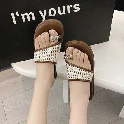 Niche Thong Toe Sandals for Women&