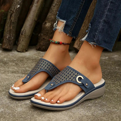 Summer New Wedge-Heeled Slippers for Women, Heightening Casual Rhinestone Thong Sandals for Outer Wear, Beach Flip-Flops, Large Size Shoes by Dropshipman