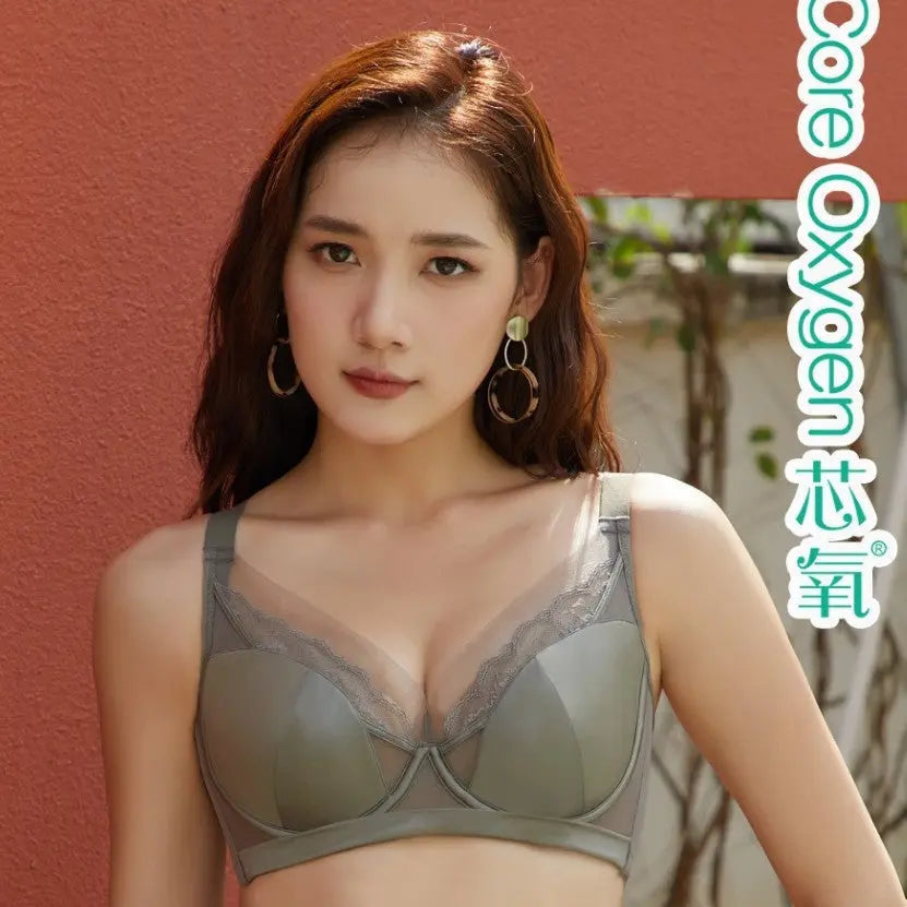 Black SHOPEZRA L.L.C. Core Oxygen 69120 women's underwire bra with adjustable straps, small chest, lightweight, and traceless design.
