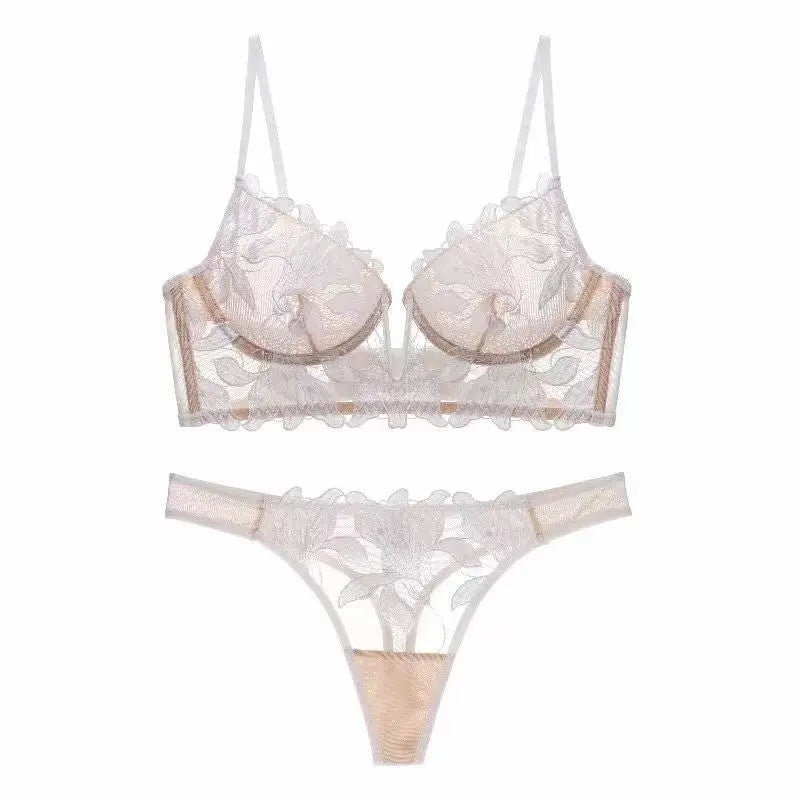 Black European and American sexy mesh lace underwear with French deep V embroidery stitching, ultra-thin bra suit for big chest.