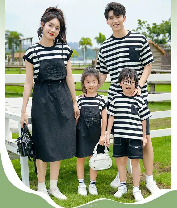 Dress 2025 Woman Family Couple Matching Clothes Parent-child Shirt Sibling Brother Sister Outfits Mom Daughter Dress Dad Son T SHOPEZRA L.L.C.