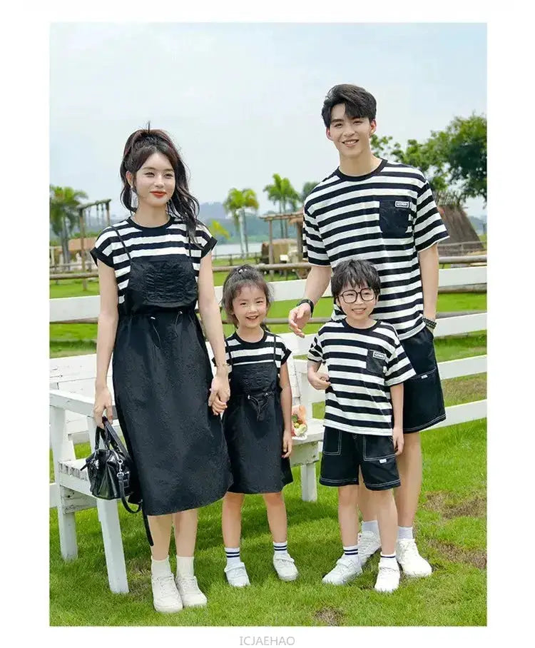 Dress 2025 Woman Family Couple Matching Clothes Parent-child Shirt Sibling Brother Sister Outfits Mom Daughter Dress Dad Son T by Dropshipman