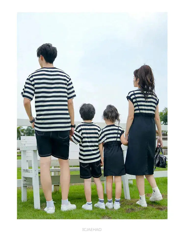 Dress 2025 Woman Family Couple Matching Clothes Parent-child Shirt Sibling Brother Sister Outfits Mom Daughter Dress Dad Son T by Dropshipman