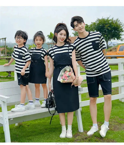 Dress 2025 Woman Family Couple Matching Clothes Parent-child Shirt Sibling Brother Sister Outfits Mom Daughter Dress Dad Son T by Dropshipman