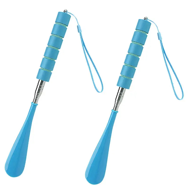 Set of stretchable metal long shoe horns in green, 30cm to 71cm, ideal for pregnant women and elderly for easy shoe wearing.