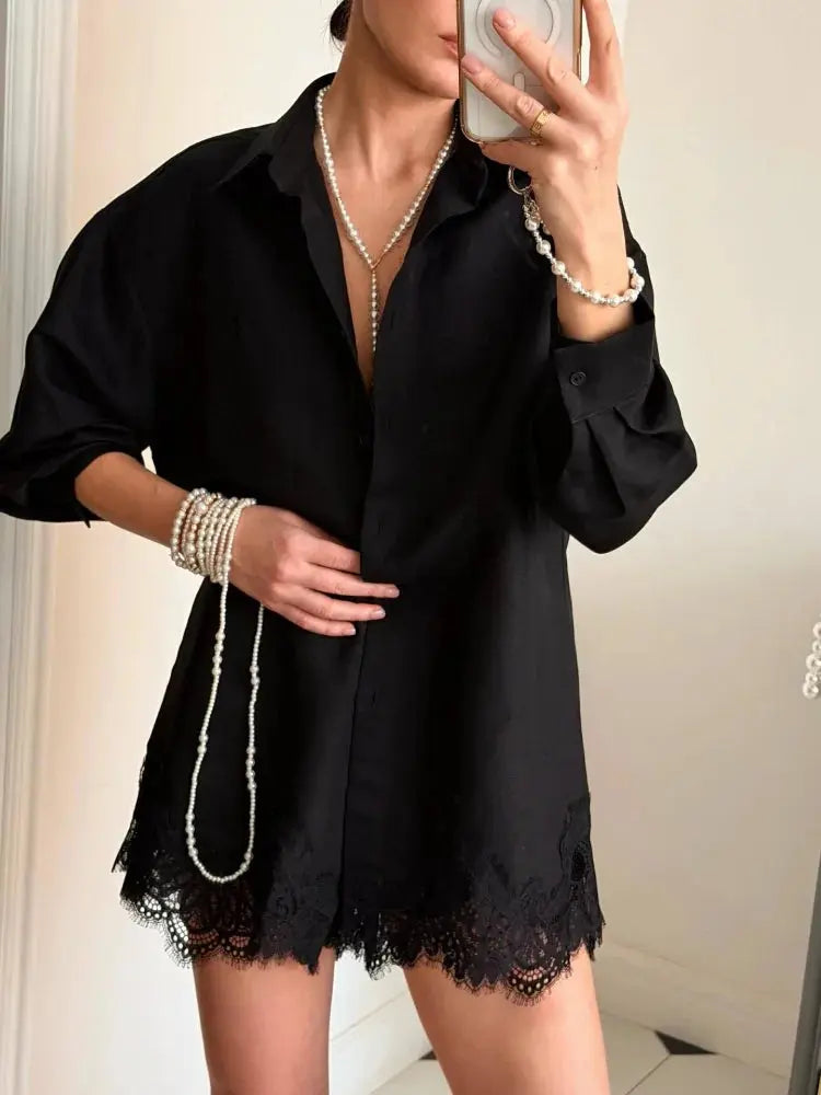 Green casual women's matching long sleeve shirt and shorts set with lace patchwork, perfect for spring beach outings.
