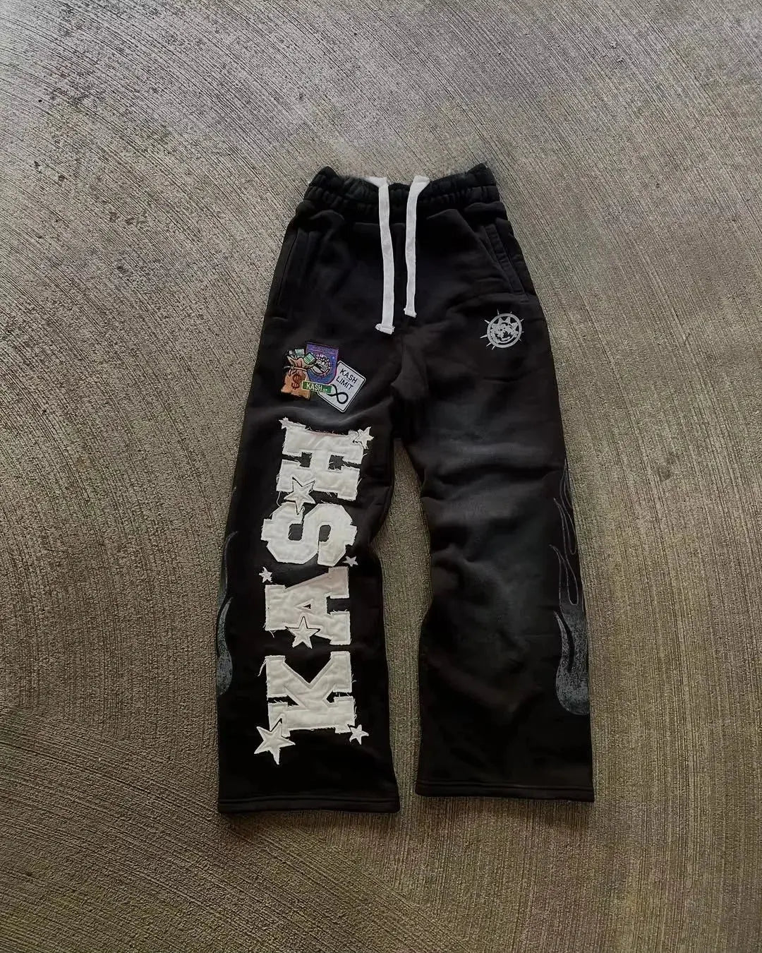 Retro gothic punk style men's 3D printed loose straight-leg pants for summer streetwear, featuring bold fashion details.