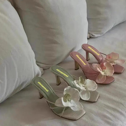 Trendy Travel Beach Sandals European and American Style 2026 New Floral Decoration Thong High-Heeled Sandals for Women Summer Outdoor Wear Fashion by Dropshipman