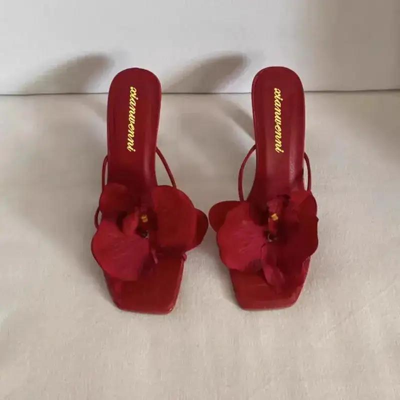 Trendy Travel Beach Sandals European and American Style 2026 New Floral Decoration Thong High-Heeled Sandals for Women Summer Outdoor Wear Fashion by Dropshipman