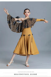customized modern dance dress for performances children&