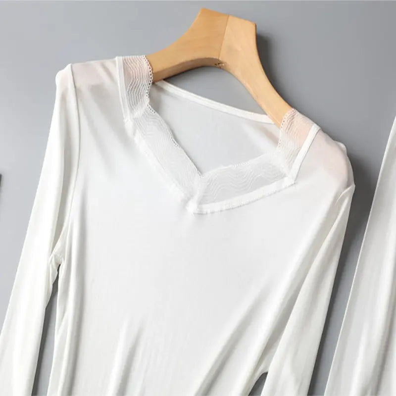 White silk women's underwear set with lace, spring 2022 style, featuring comfortable, breathable fabric and warm autumn pants.