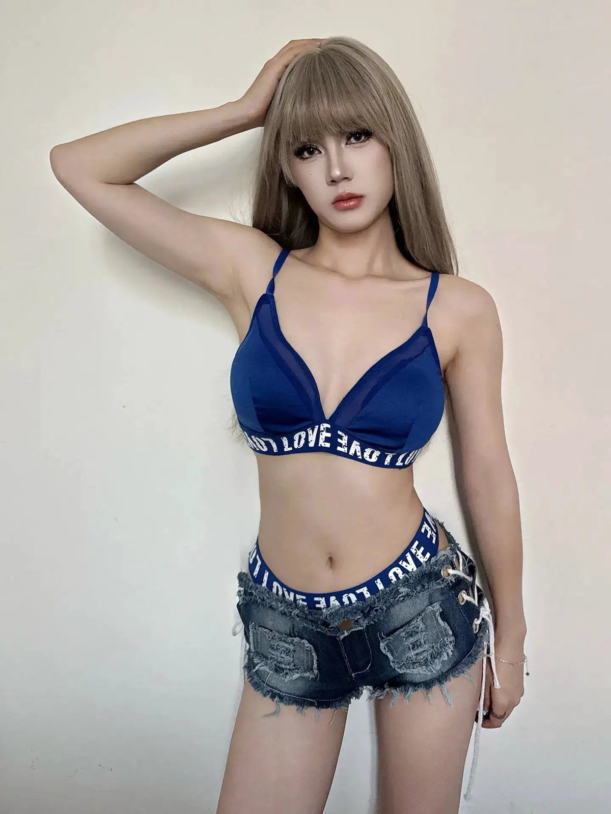 Sexy American Hot Girl Retro Low Waist Denim Shorts Women&