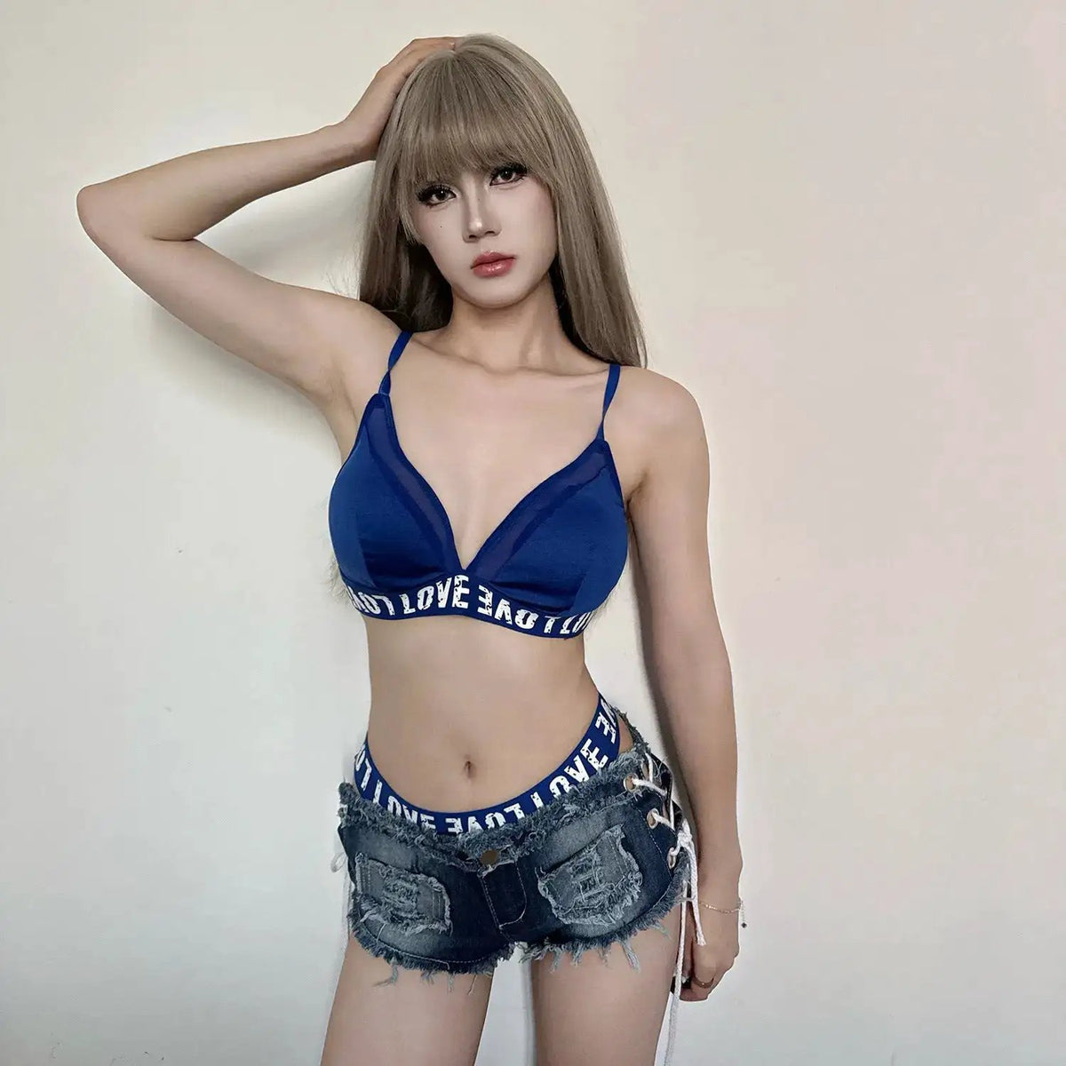 Sexy American Hot Girl Retro Low Waist Denim Shorts Women&