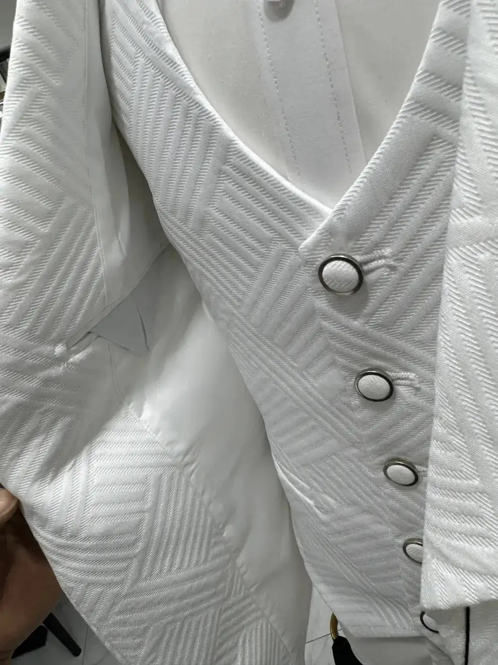 Patterned Elegant White Man Suit Jacket Vest Pants Fashionable 3-pieces Shawl Lapel Groom Wear Modern Glam Tuxedo Chic Set by Dropshipman