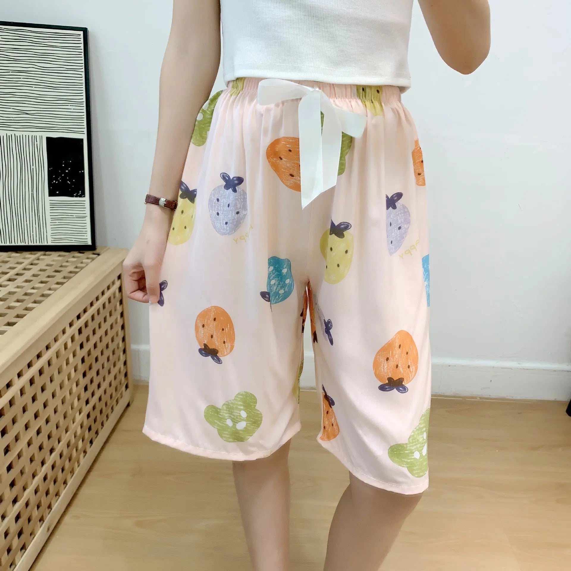 Blue and green cotton silk sleep shorts for women, trendy Japanese style, lightweight summer home wear, can be worn outside.