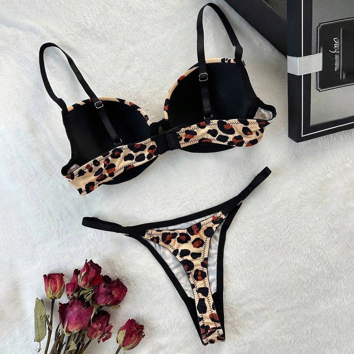 European and American leopard print sexy bra and thong set by SHOPEZRA L.L.C., featuring comfortable push-up underwear with bold print.