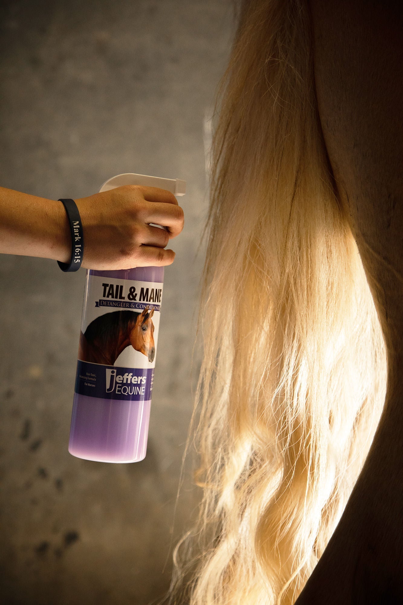 Jeffers Equine Tail &amp; Mane Detangler and Conditioner for Horses